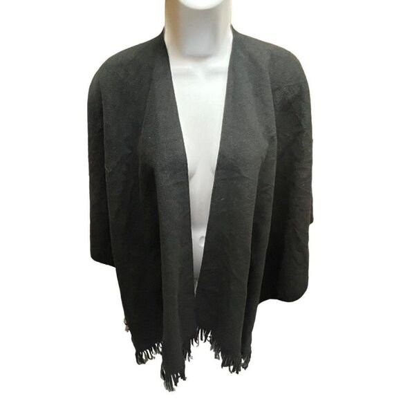Estudio OS Reversible Plaid Shawl Black Cape Transitional Staple Fringe Wrap - Picture 2 of 11
